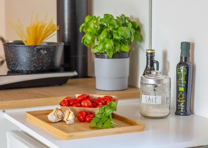 La Montagnola Apartment *